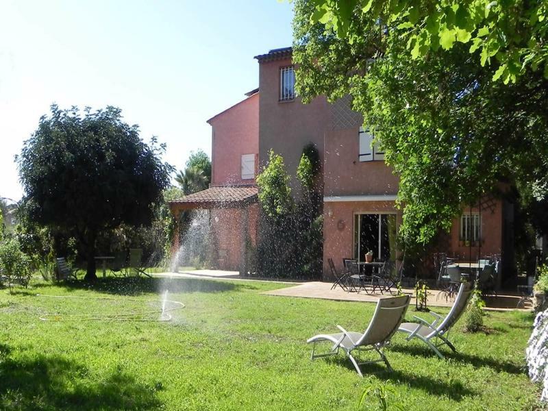 Le Clos Des Vignes Saint-Raphaël Eksteriør billede